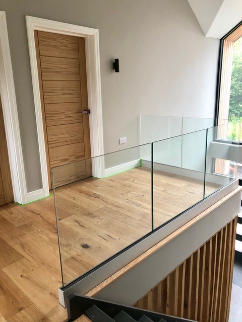 TL-6000 Glass Profile | Internal Landing | UK